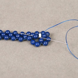 Annelida bracelet detail on right angle weave